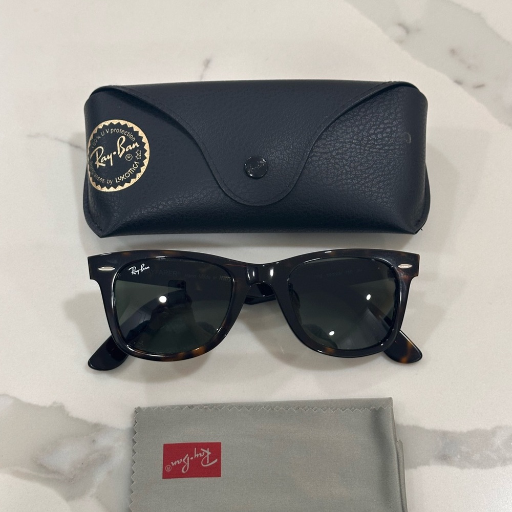 Ray-Ban Classic Brown Sunglasses